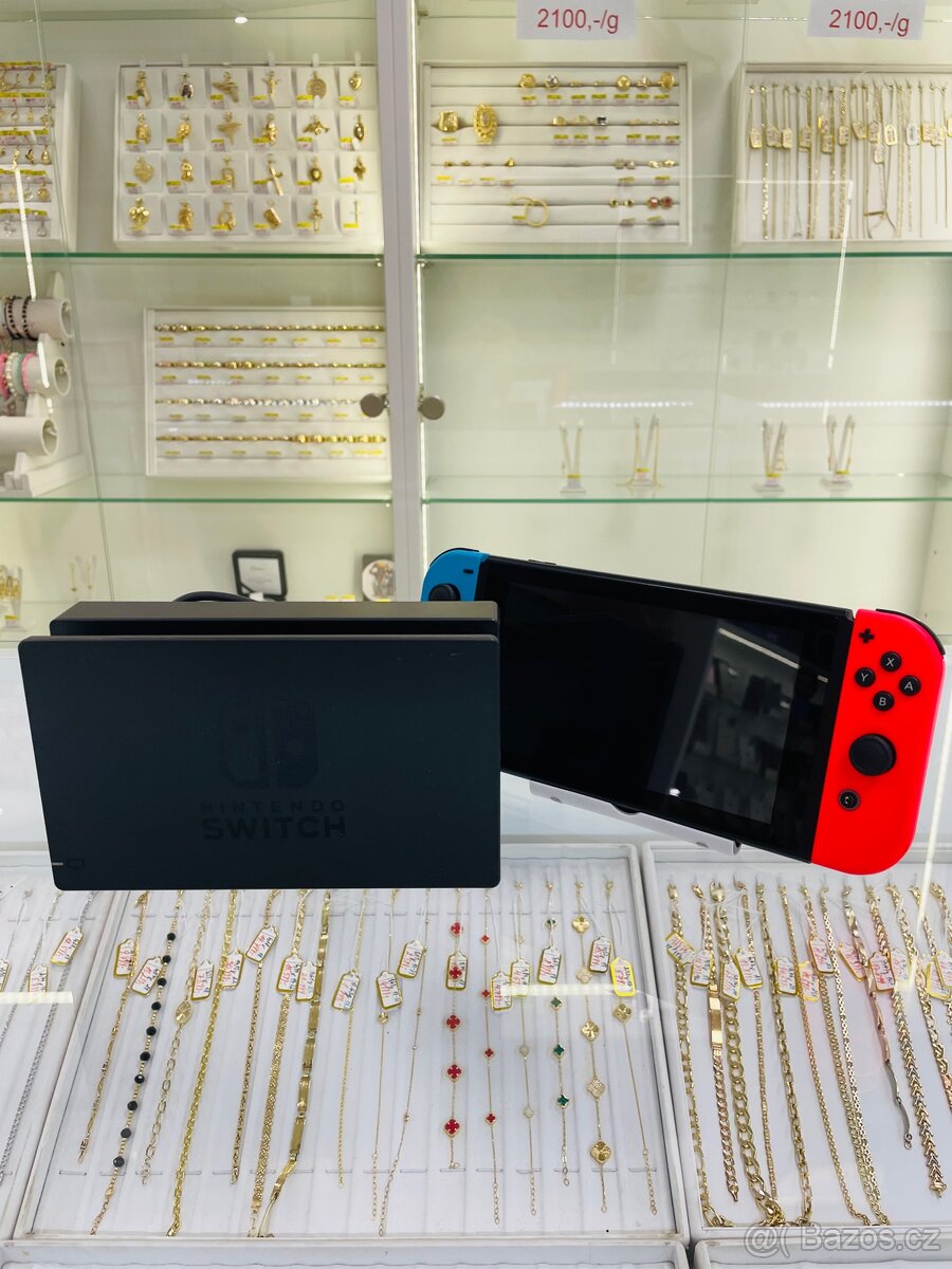 Nintendo Switch - 2