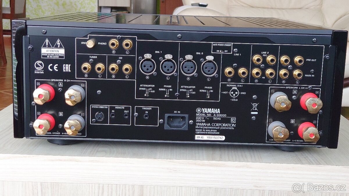 Integrovaný zesilovač Yamaha A-S3000 - 2