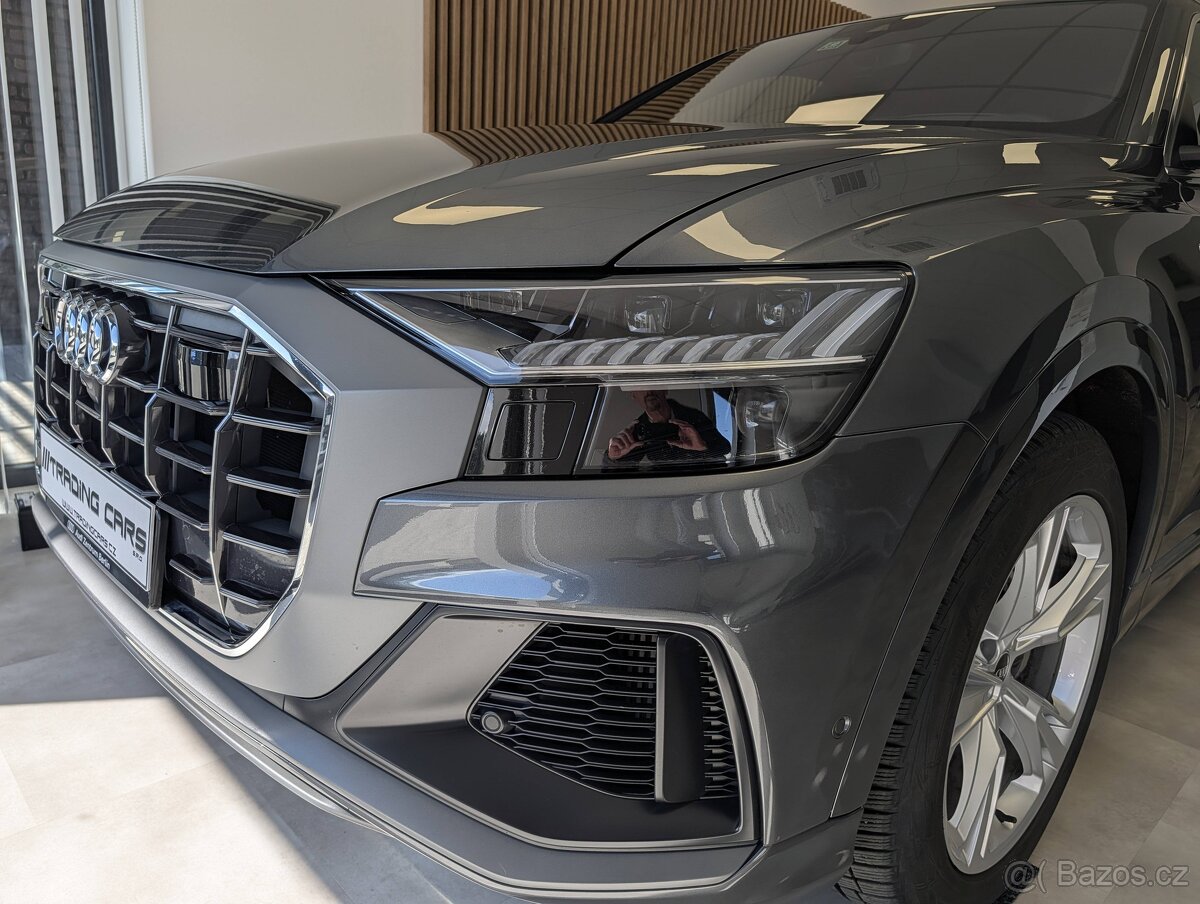 Audi Q8 3,0 E55 TFSI Quattro S-line - 2