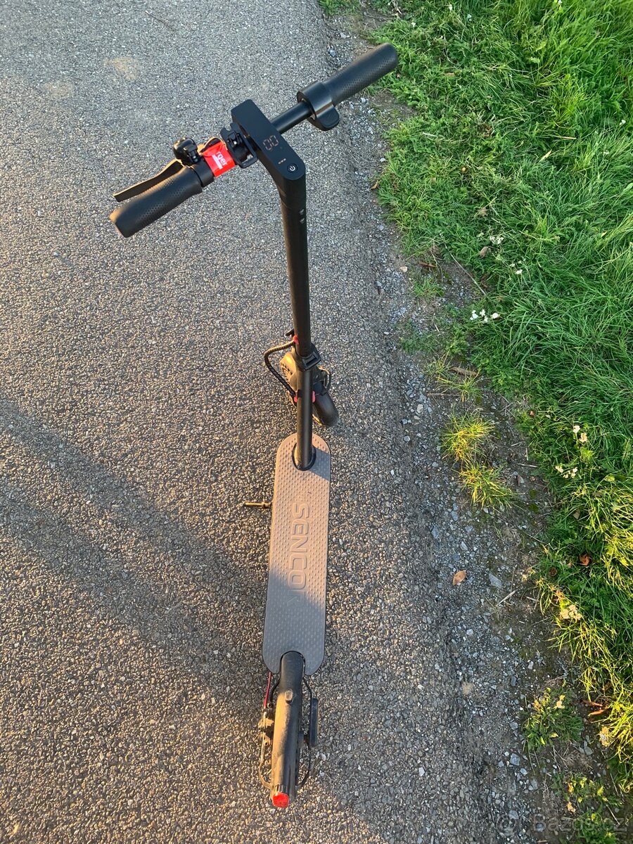 eletrická koloběžka - 2