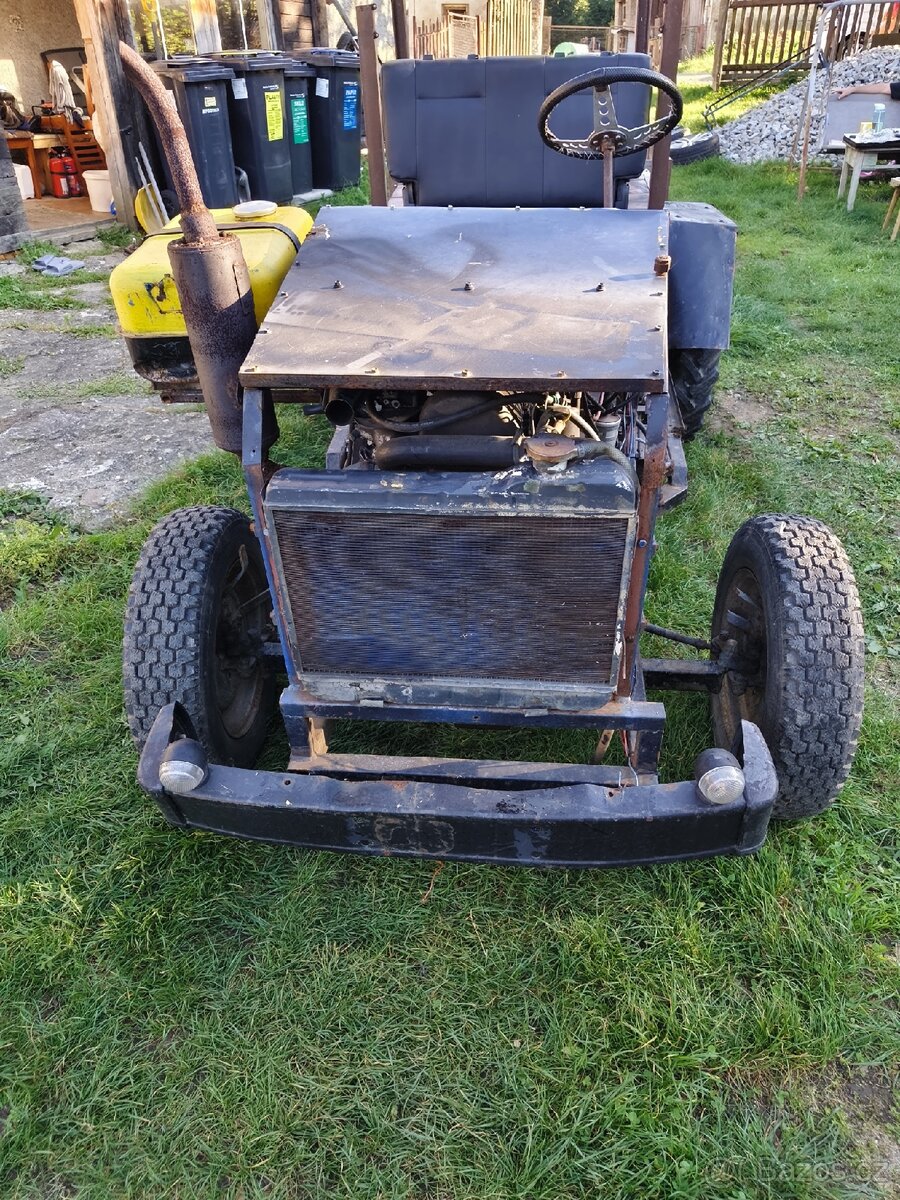 Malotraktor domácí výroby - 2
