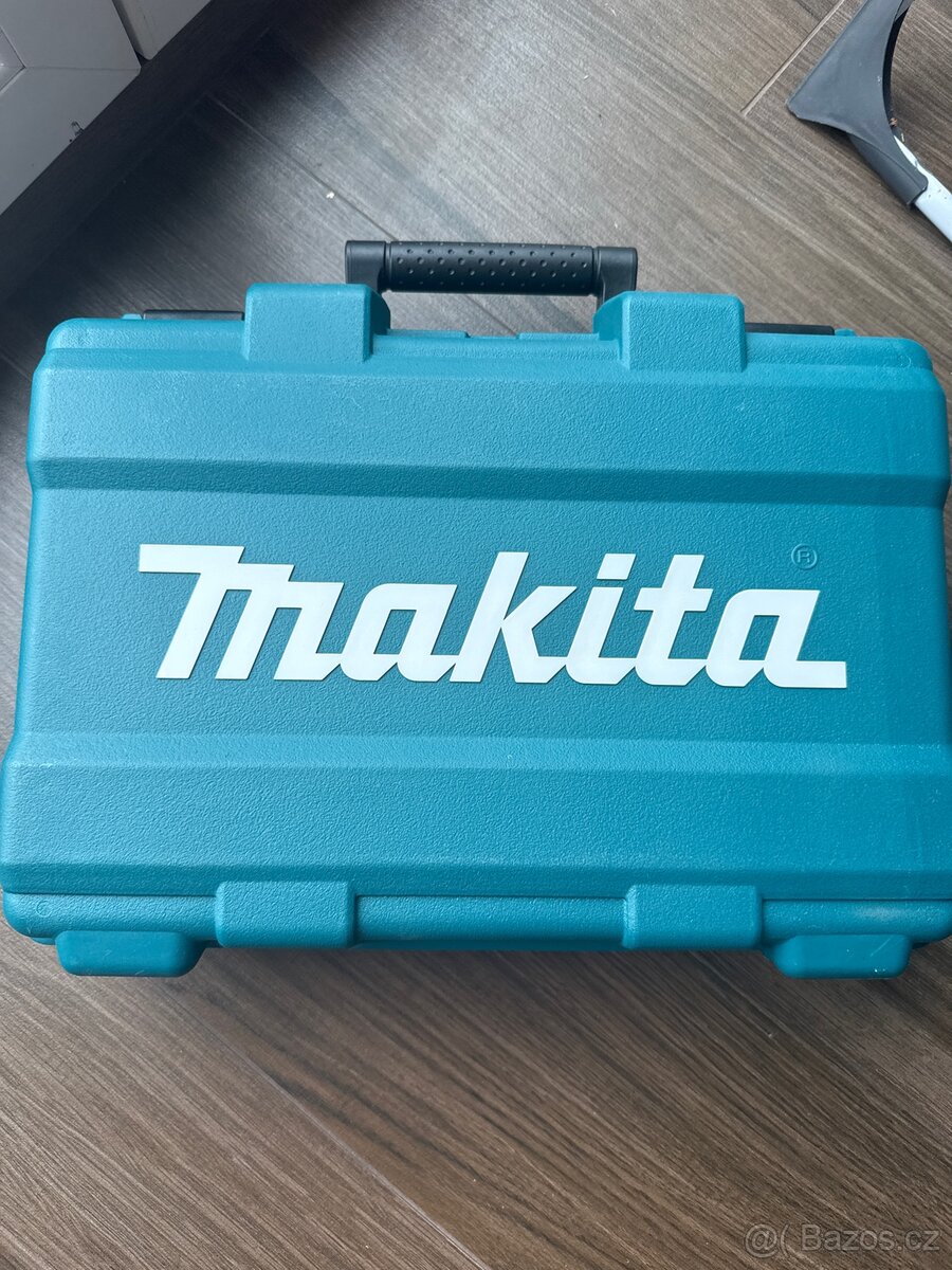 Makita aku vrtačka HP457DWE - 2