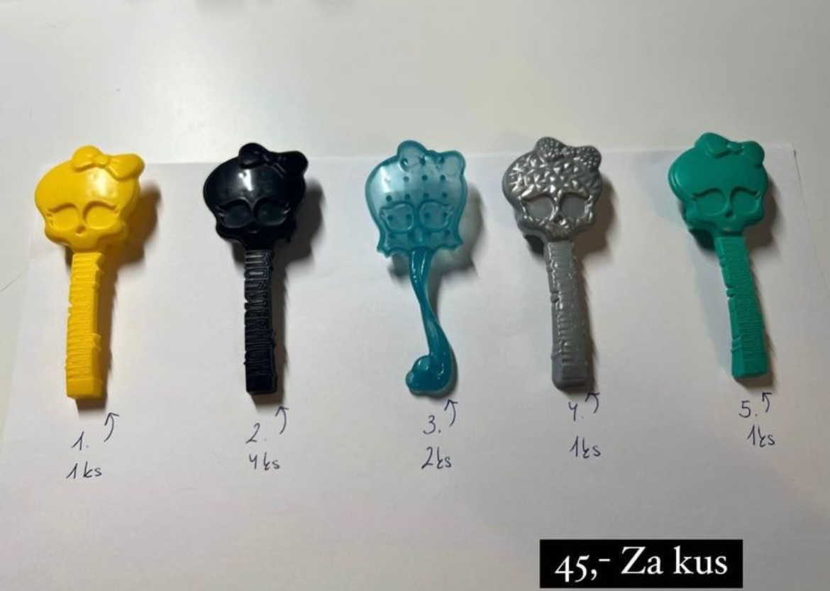 Monster High + doplňky - 2