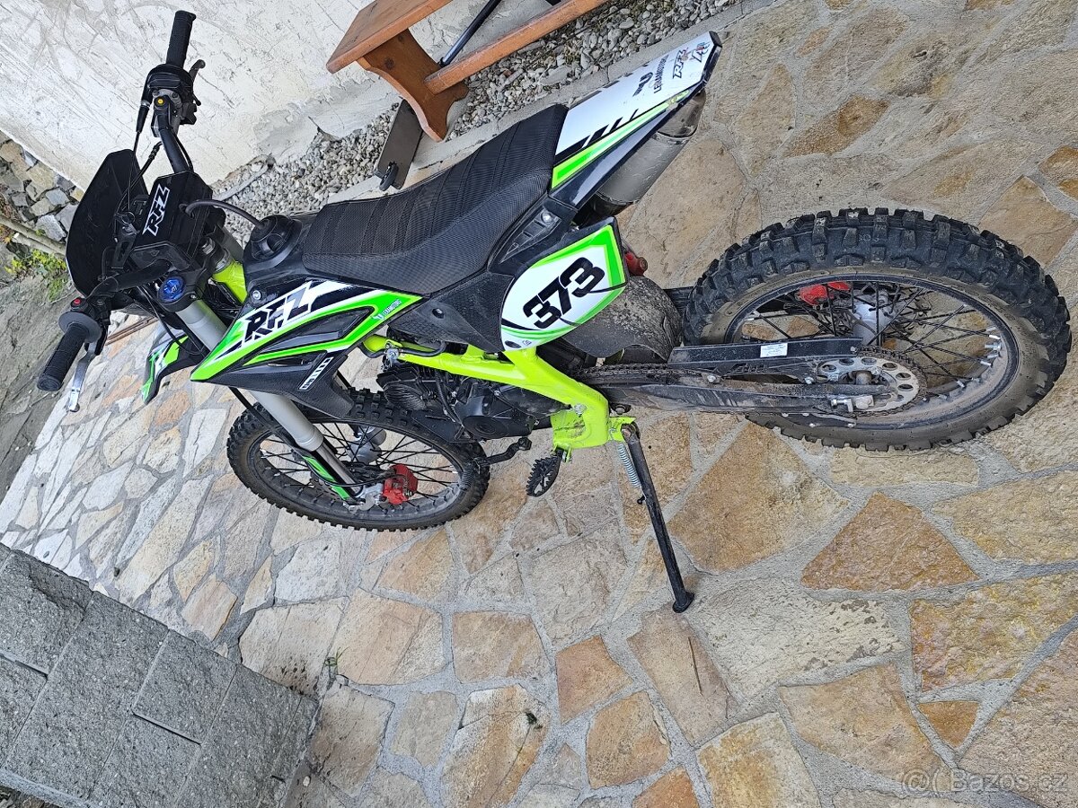 Prodám Pitbike leramotors 140cc. - 2