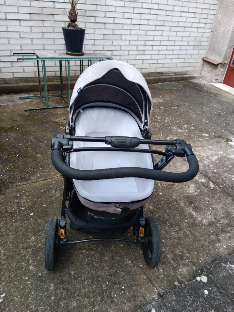 Kočárek Chicco trojkombinace - 2