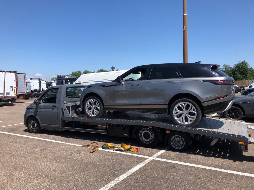 Půjčovna odtahovky pronájem - náklad až 2000kg na sk. B - 2