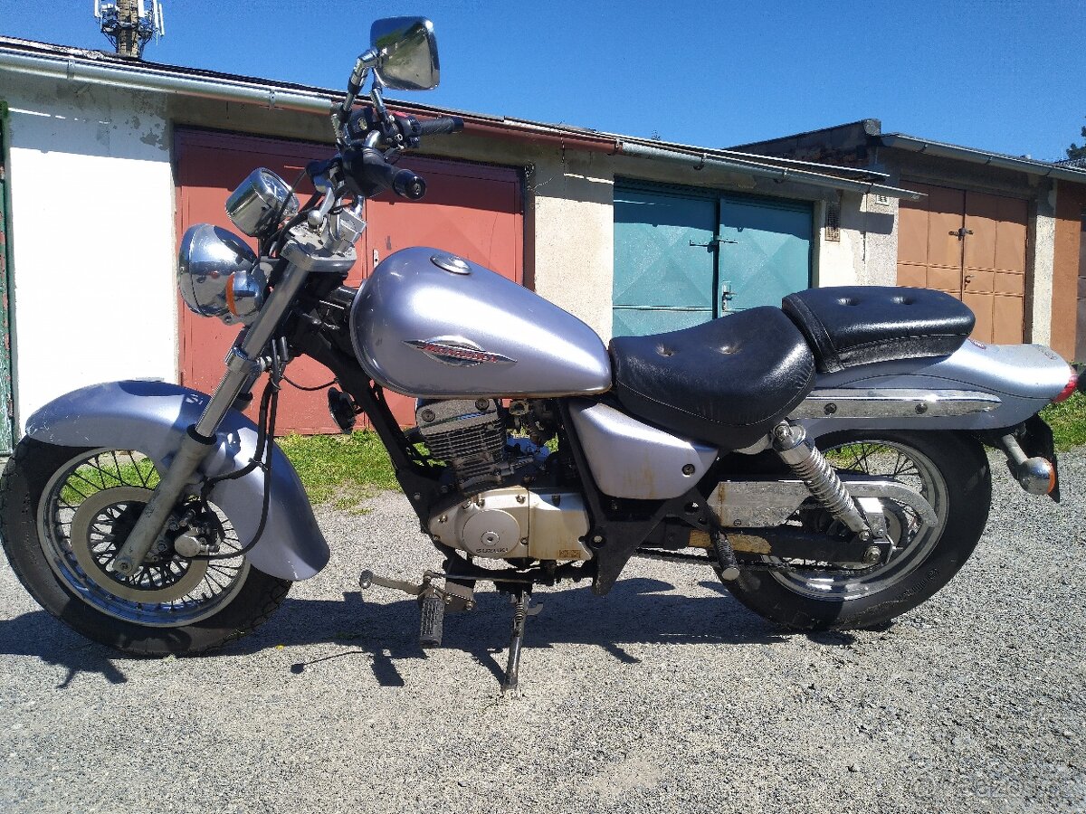 Suzuki Marauder 125 - 2