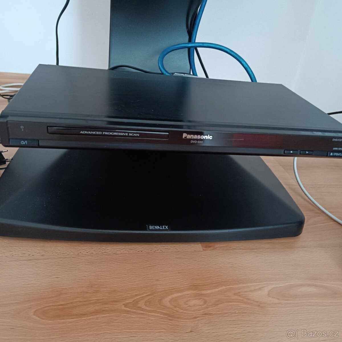 LCD televize a přehrávač Panasonic,gosat+televizní stolek - 2