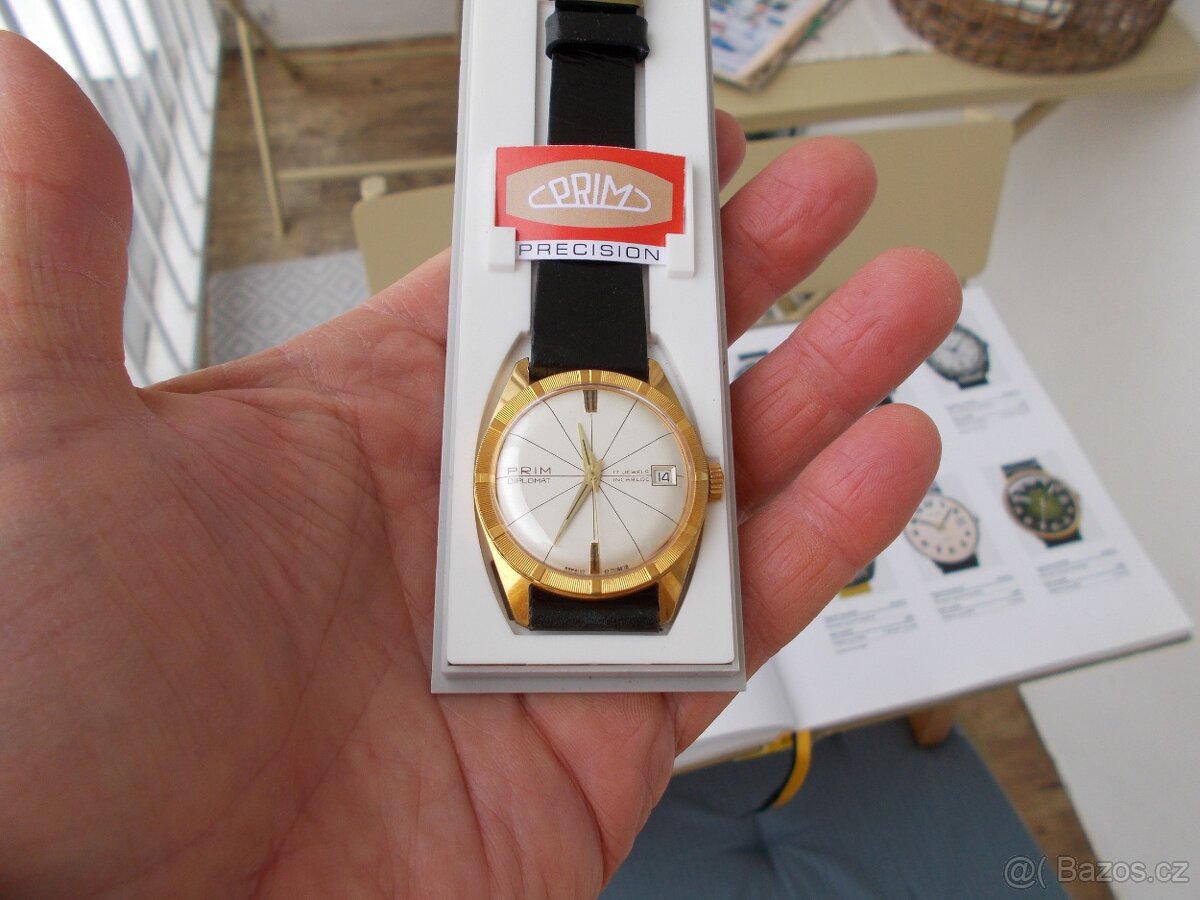luxusni vyhledavane hodinky prim Diplomat rok 1967 funkcni - 2