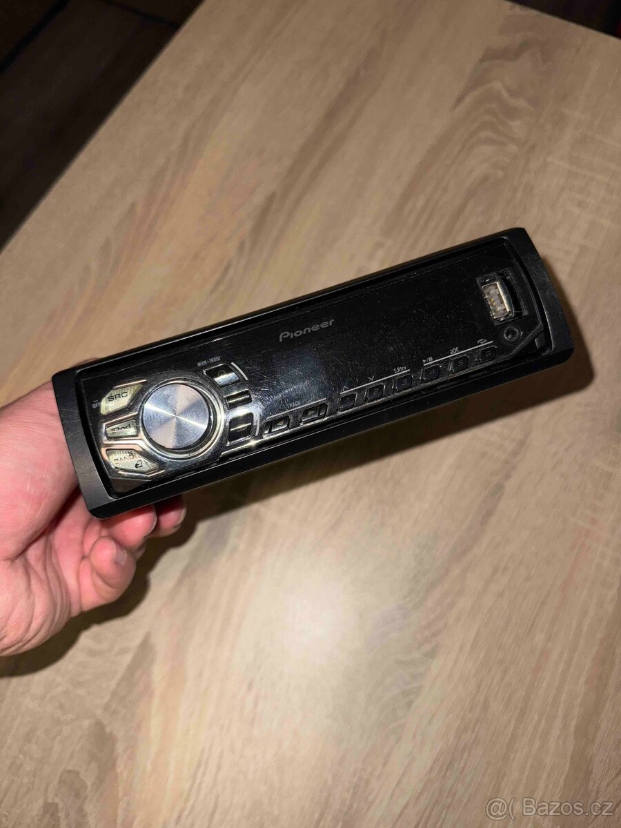 Autorádio Pioneer MVH-160UI (USB) - 2