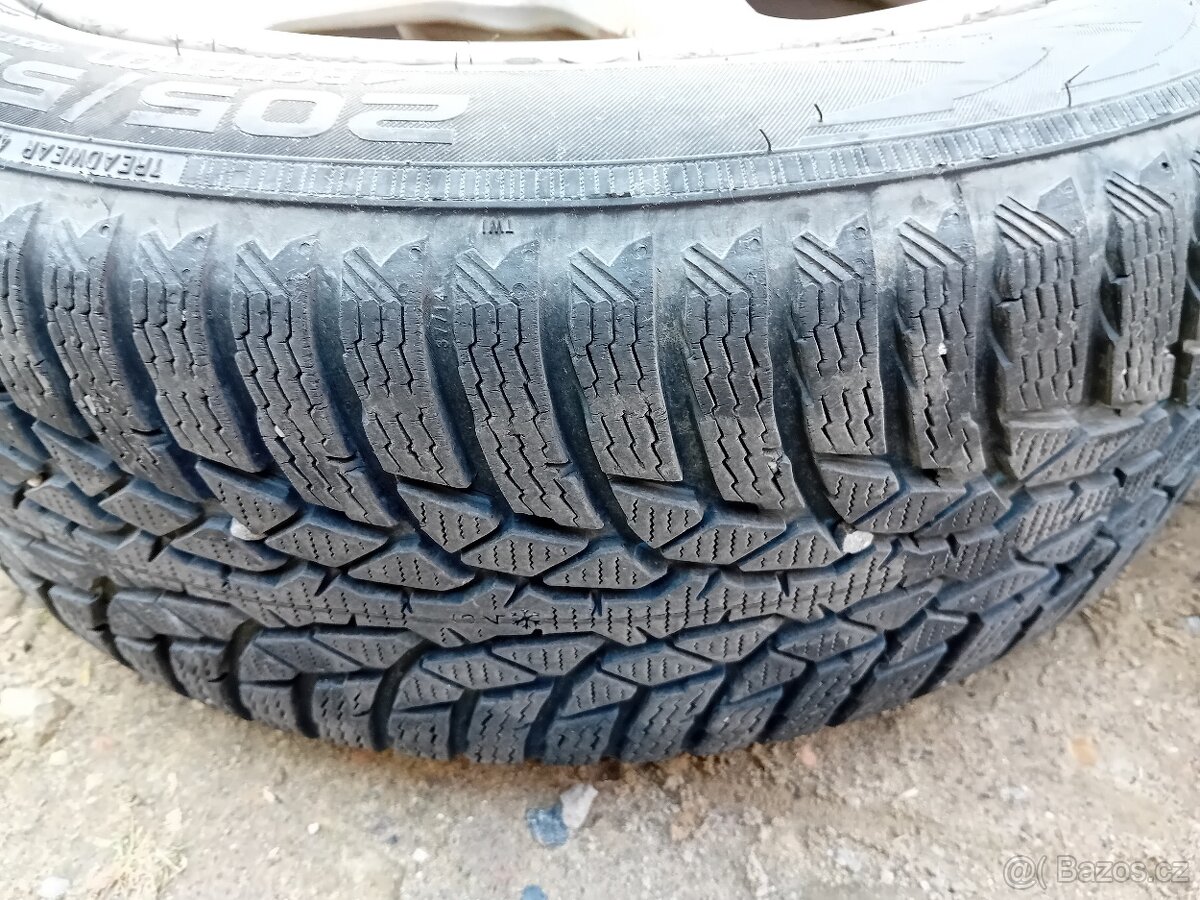 Kola z zimnímipneu. - 2