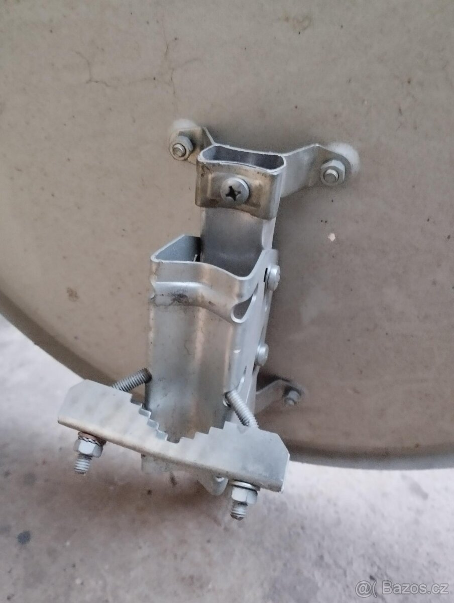 satelitní parabola 60 cm - 2