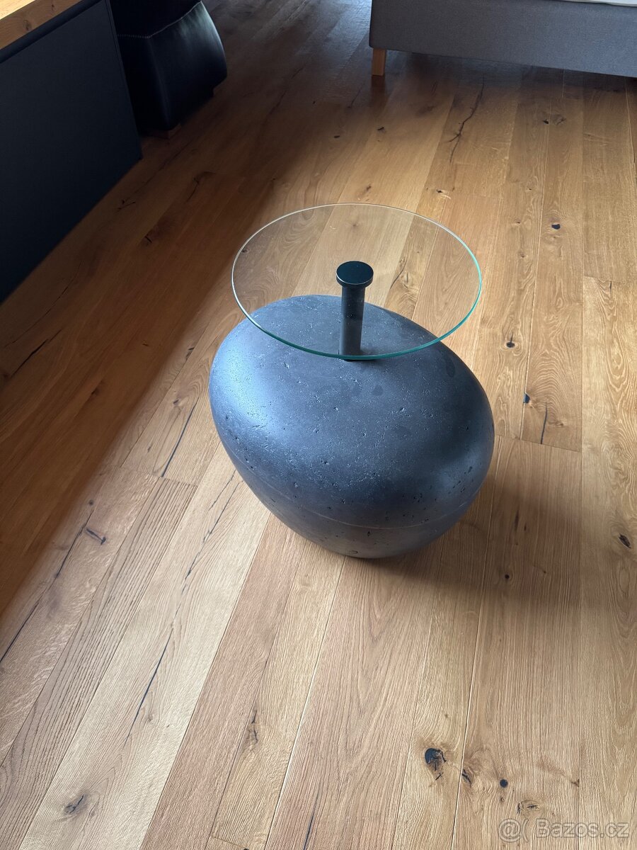 Odkládací stolek Gravelli - 2