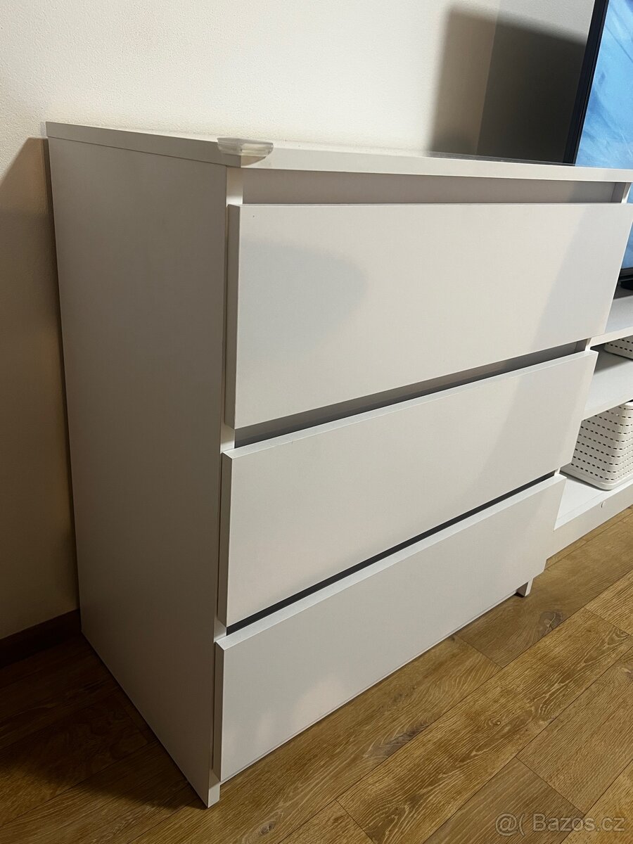 Bílá komoda s šuplíky SIGNAL - 2