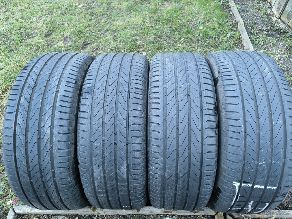 Continental Ultra Contact 205/55/16 - 2