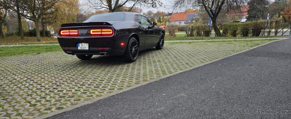 Dodge Challenger 3.6i 227kw 4x4 - 2