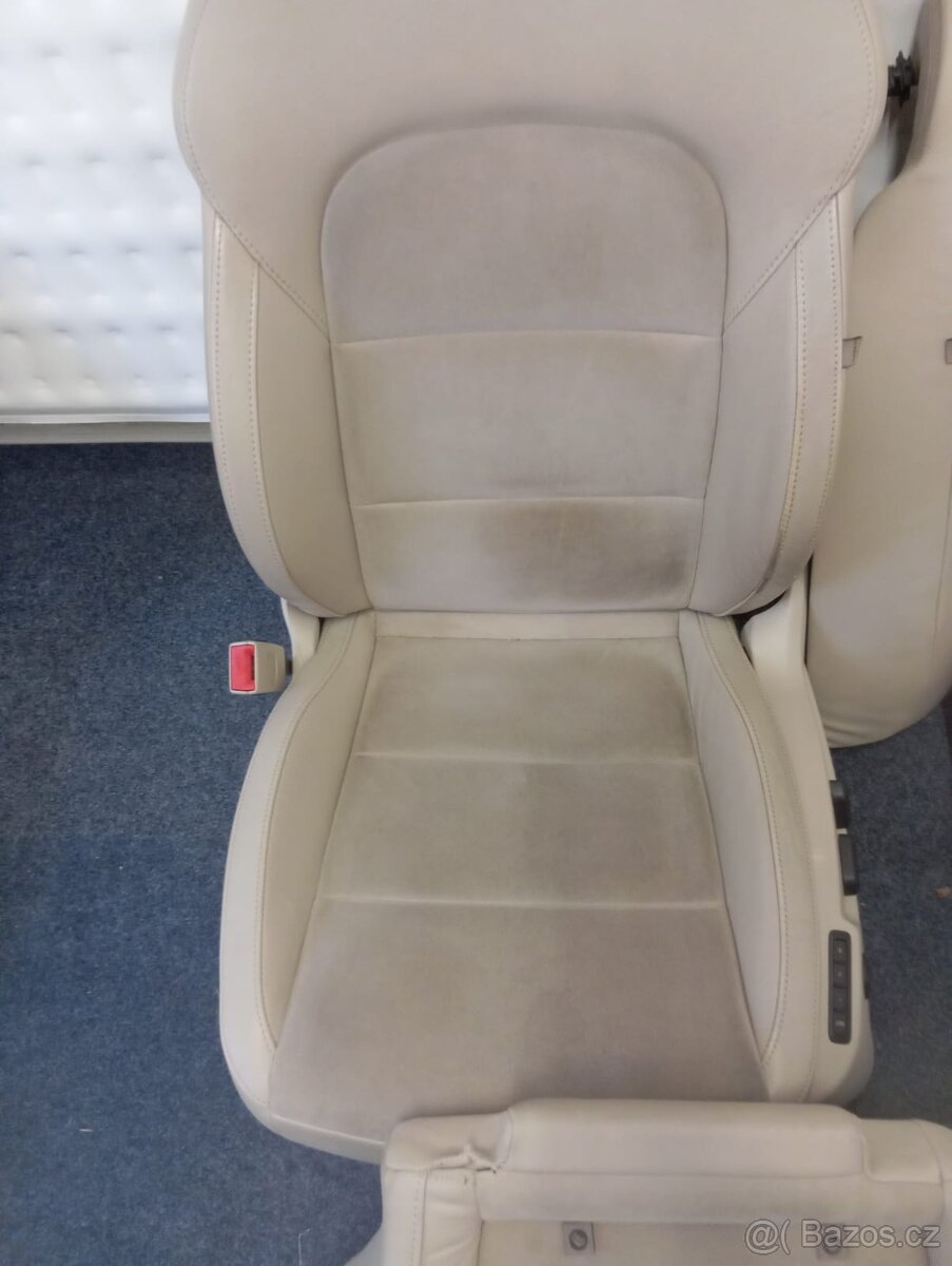 Škoda Superb 2 - světlý interiér - 2