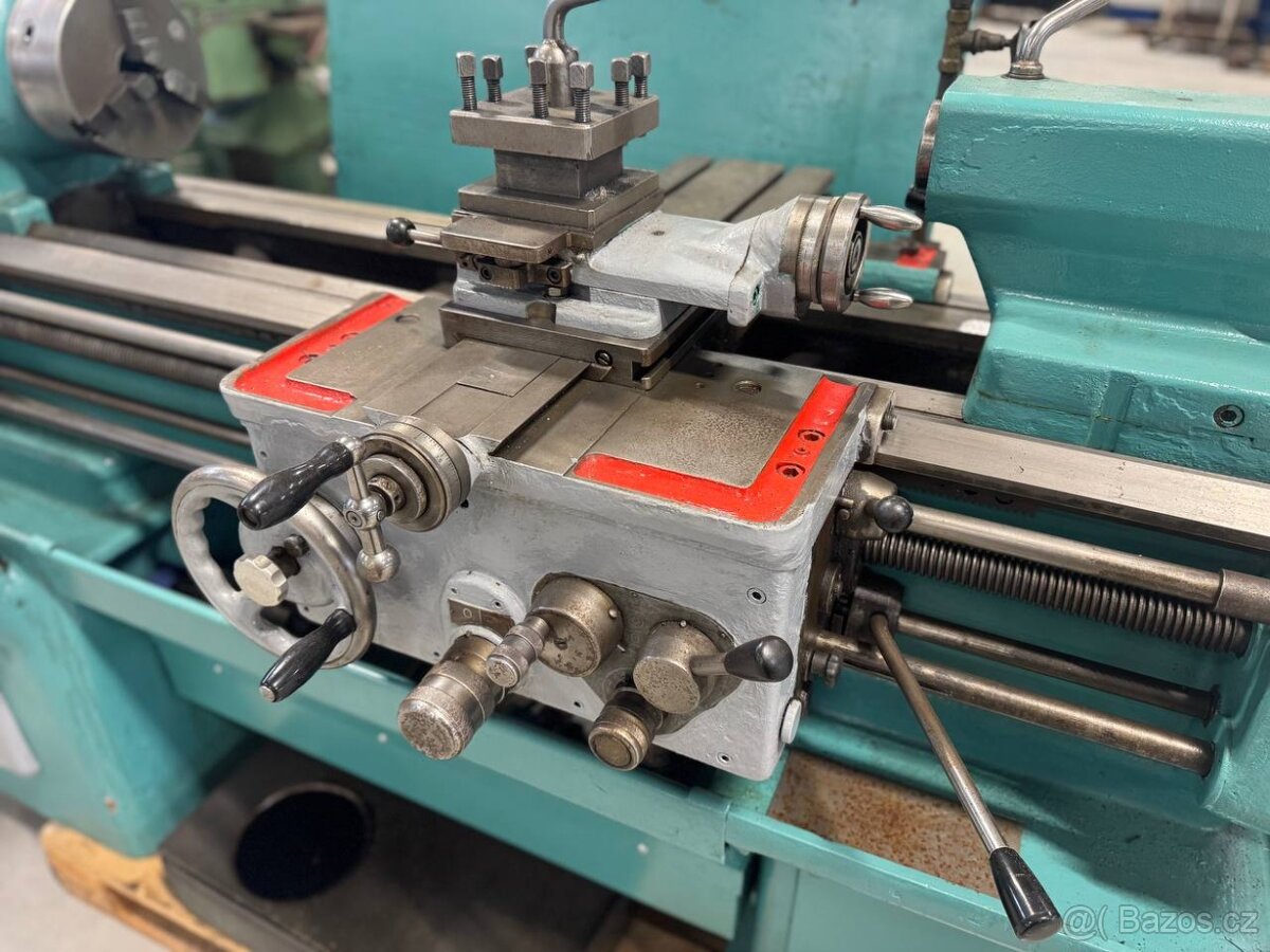 Soustruh hrotový SV 18 R - 2