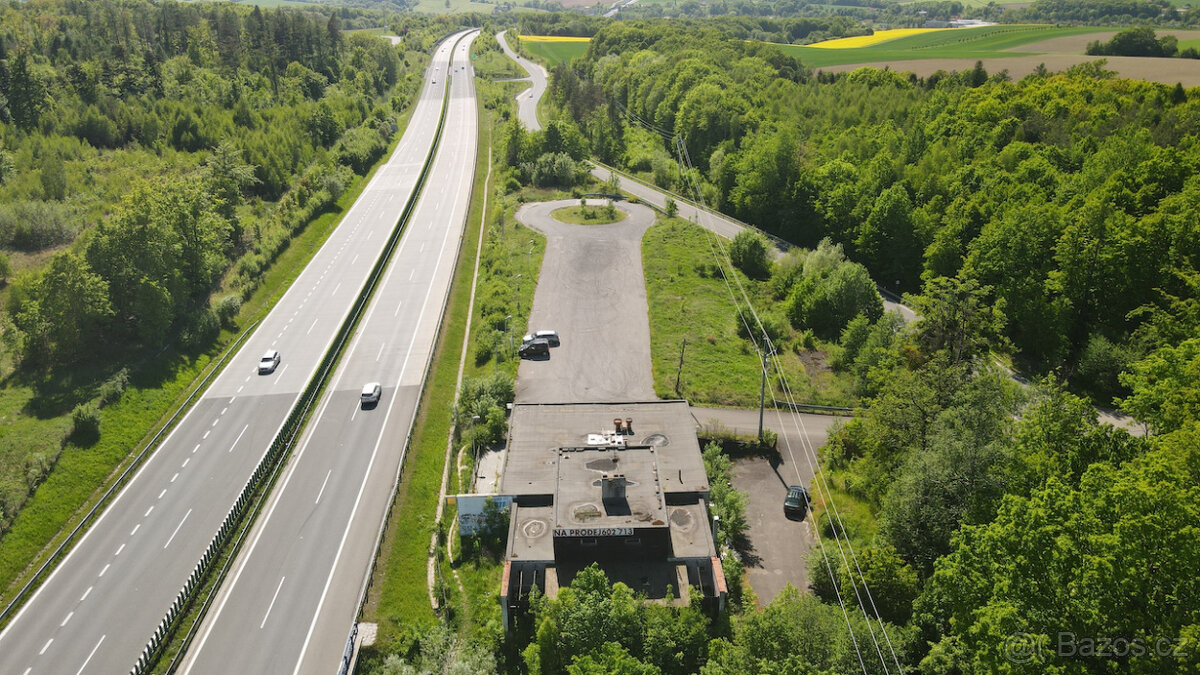 Prodej plochy s motorestem - 2