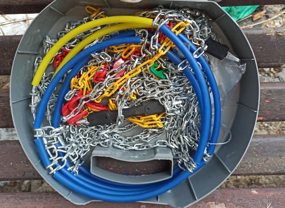 2x sněžné řetězy - 2