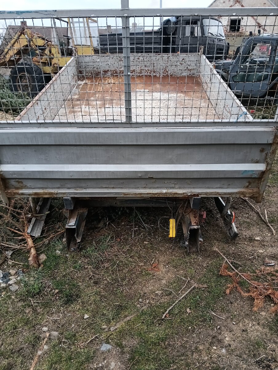 nabízím sklápěcí korbu - 2