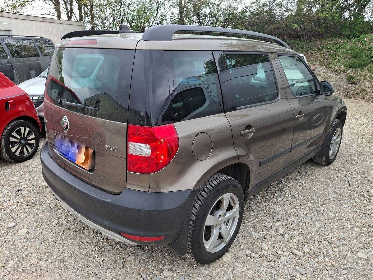 ŠKODA YETI 2.0TDI ELEGANCE 4x4 1MAJITEL - 2