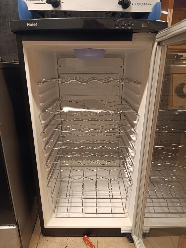 Vinotéka Haier JC 112 G - 2