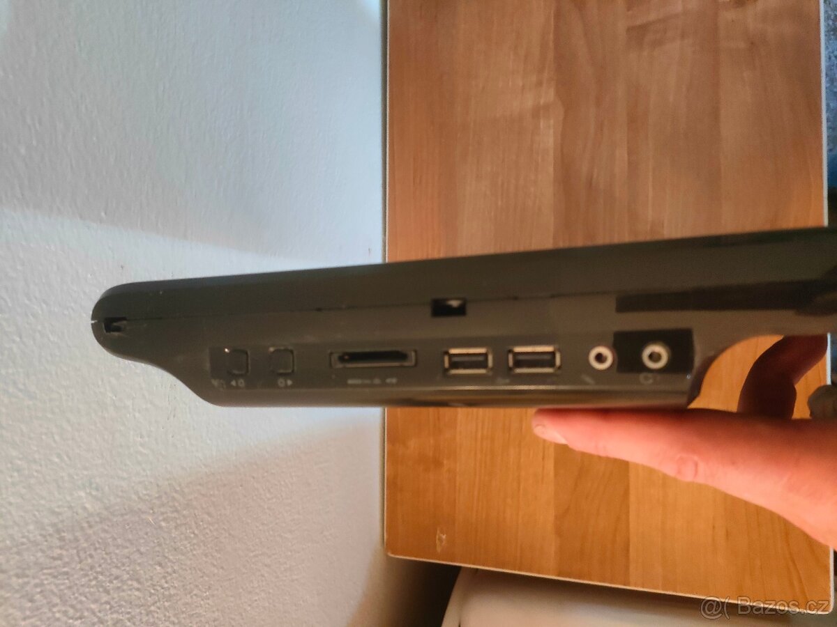 Acer Veriton Z280G All-in-One PC - 2
