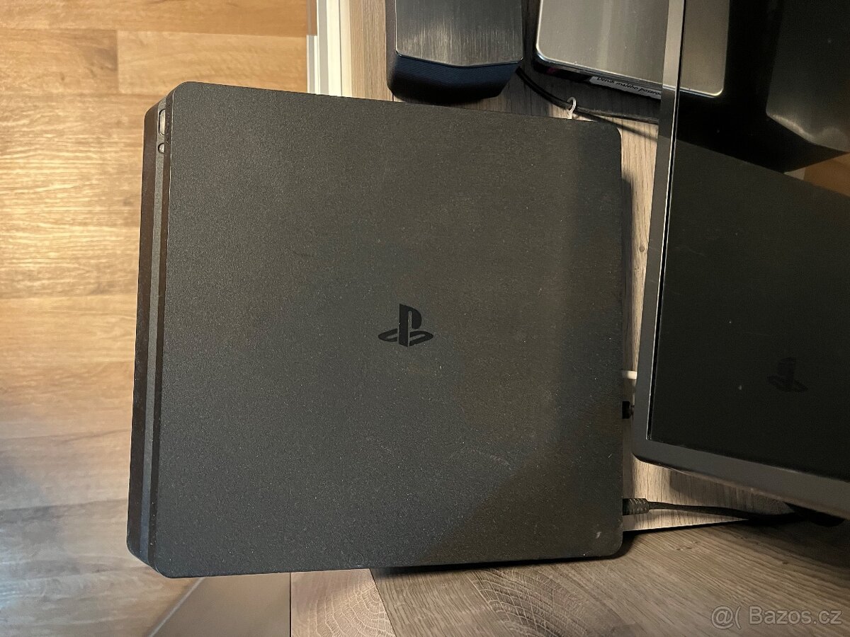 Playstation 4 slim 500gb - 2