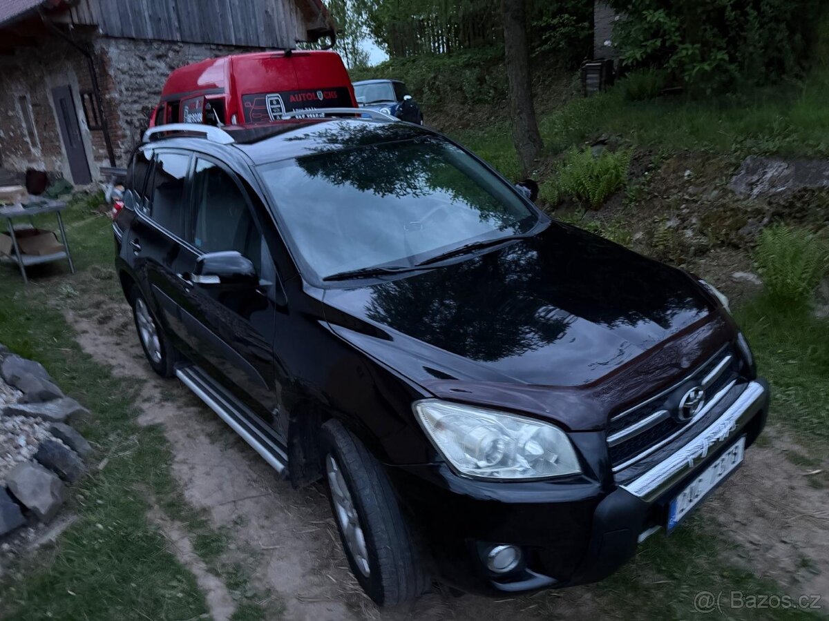 Toyota RAV4 III KW D4D - 2