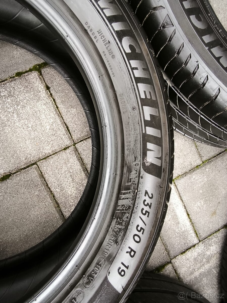 Letní pneu Michelin 235/50 r19 - 2