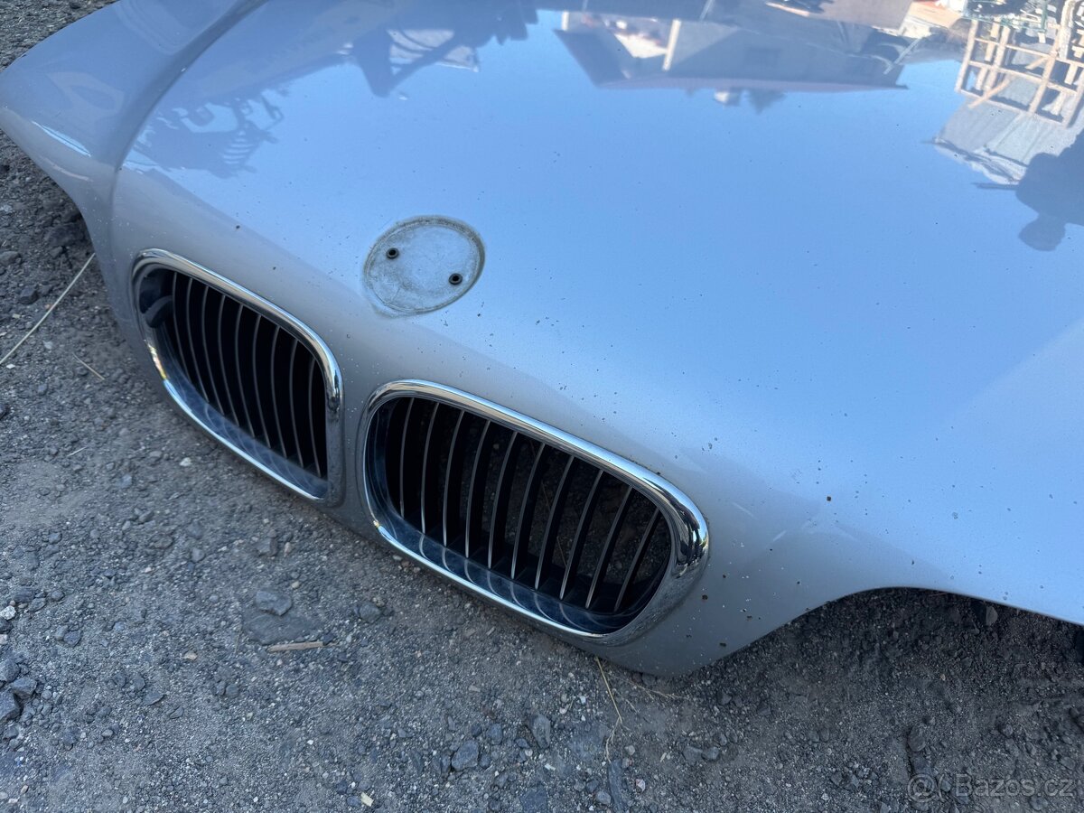 Kapota BMW e39 titansilber - 2