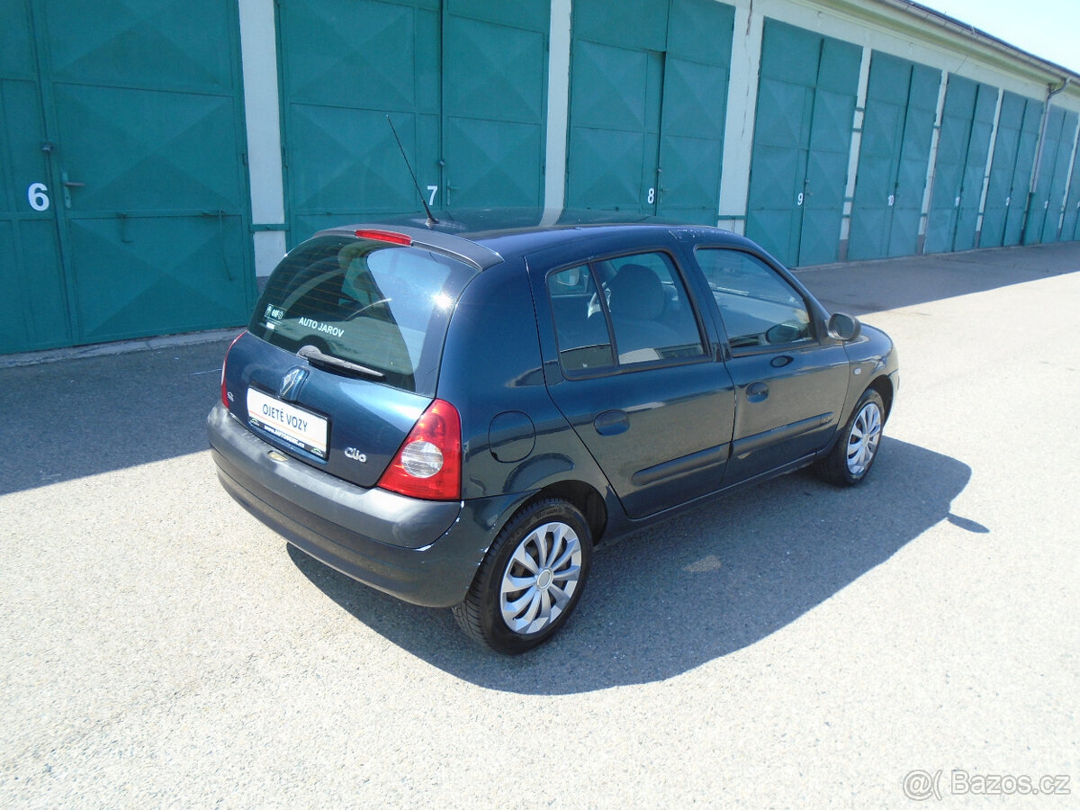 Renault Clio - 2