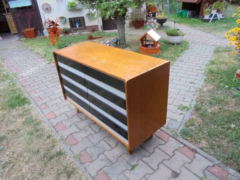 Komoda Jiroutek Brusel - 2