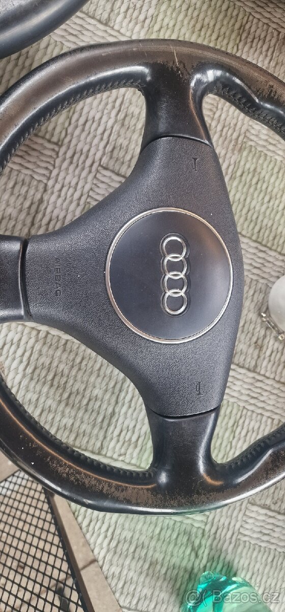 Prodám volanty na audi a6c5,a3. atd. - 2