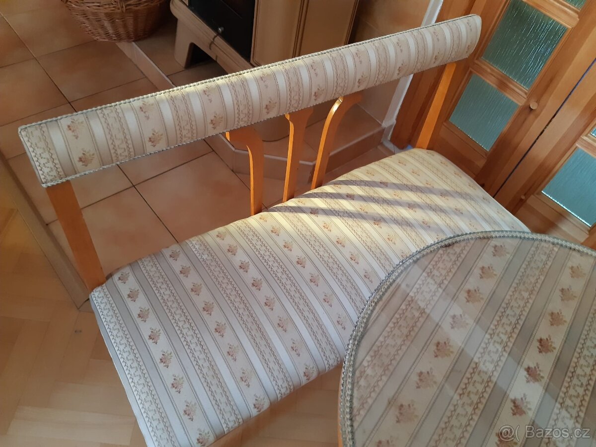 Starý nábytek - 2