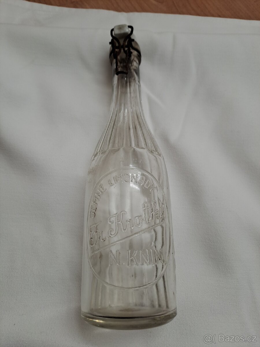 Lahev limonáda - 2