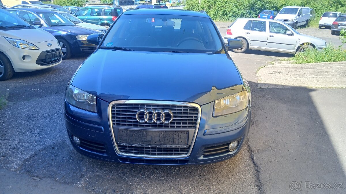 Audi A3 sportback 1.6 benzin rok 2006 - 2