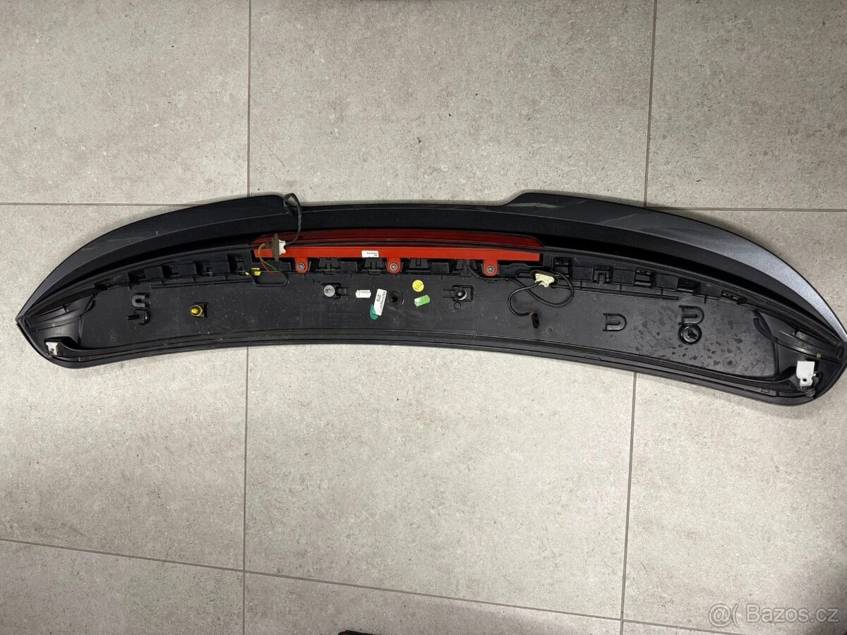 Audi A6 C7 střešní spoiler S-LINE - 2