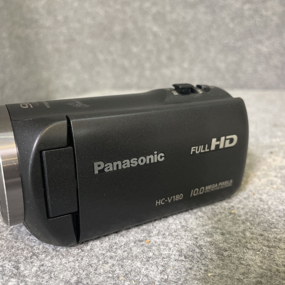 Panasonic HC-V 180 - 2