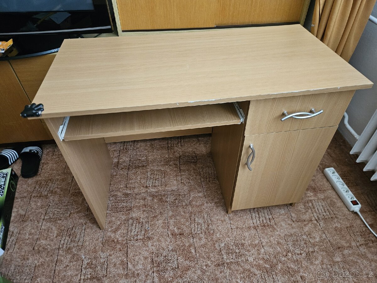 PC stůl - 2