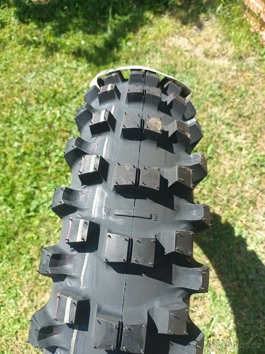 Mx pneu