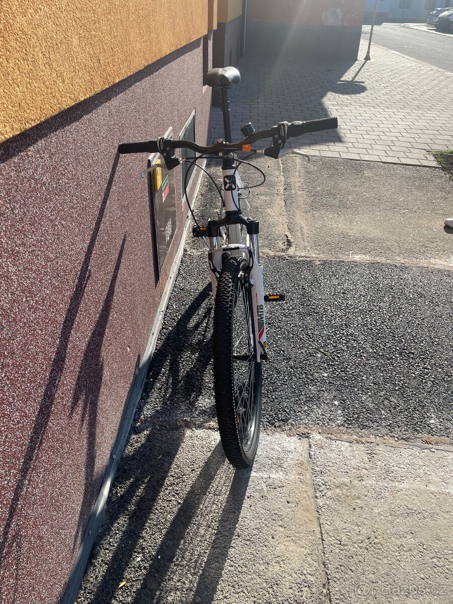 Horské kolo B-Twin - 2