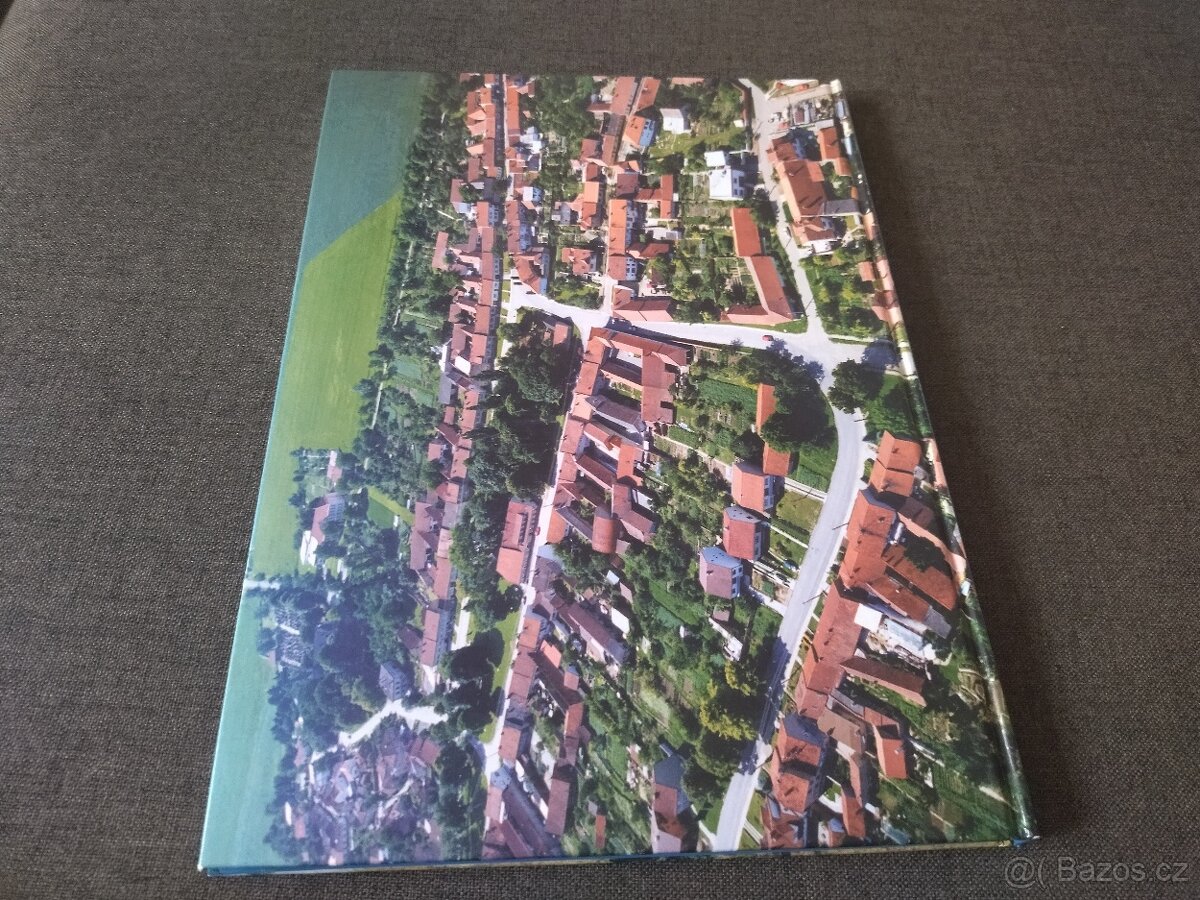 kniha Tvarožná, Santon a bitva tří císařů - 2