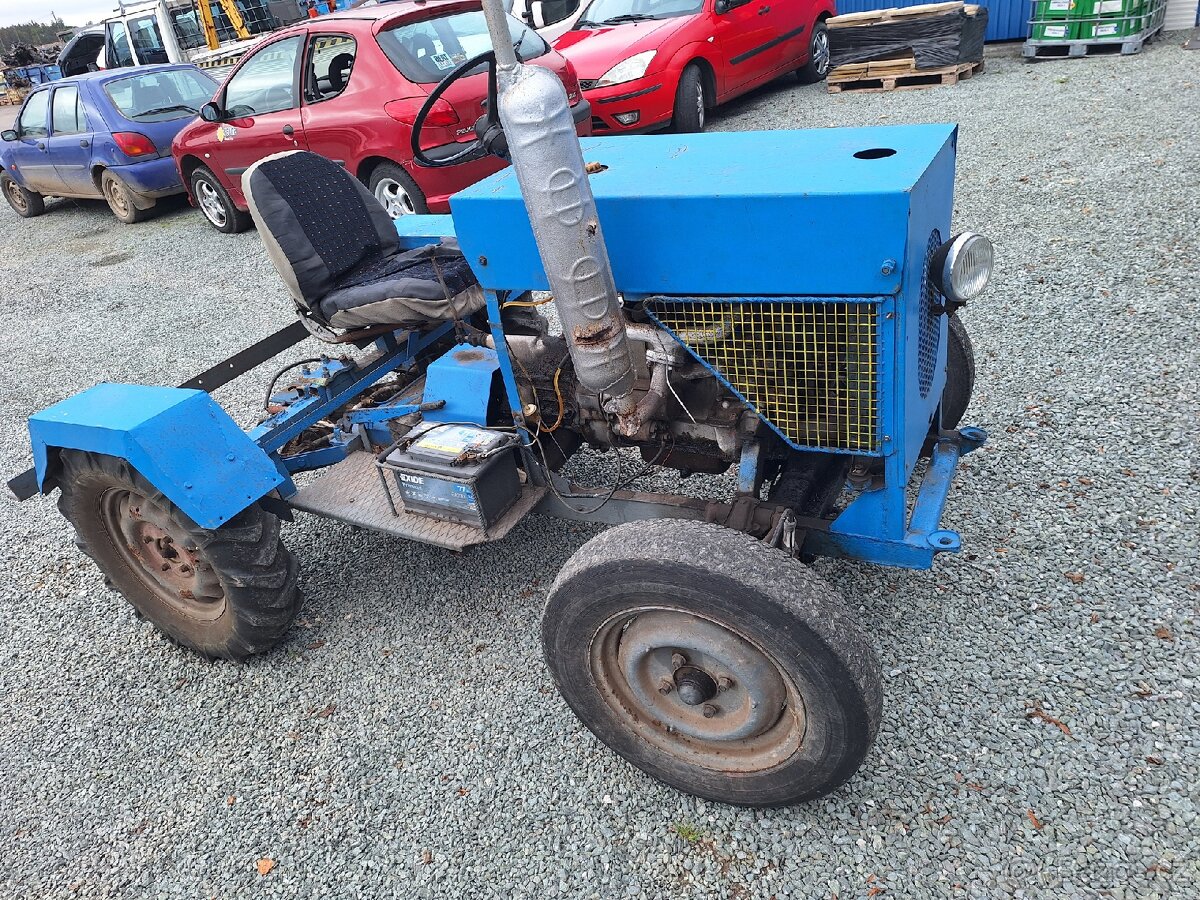 Domácí malotraktor-traktůrek - 2