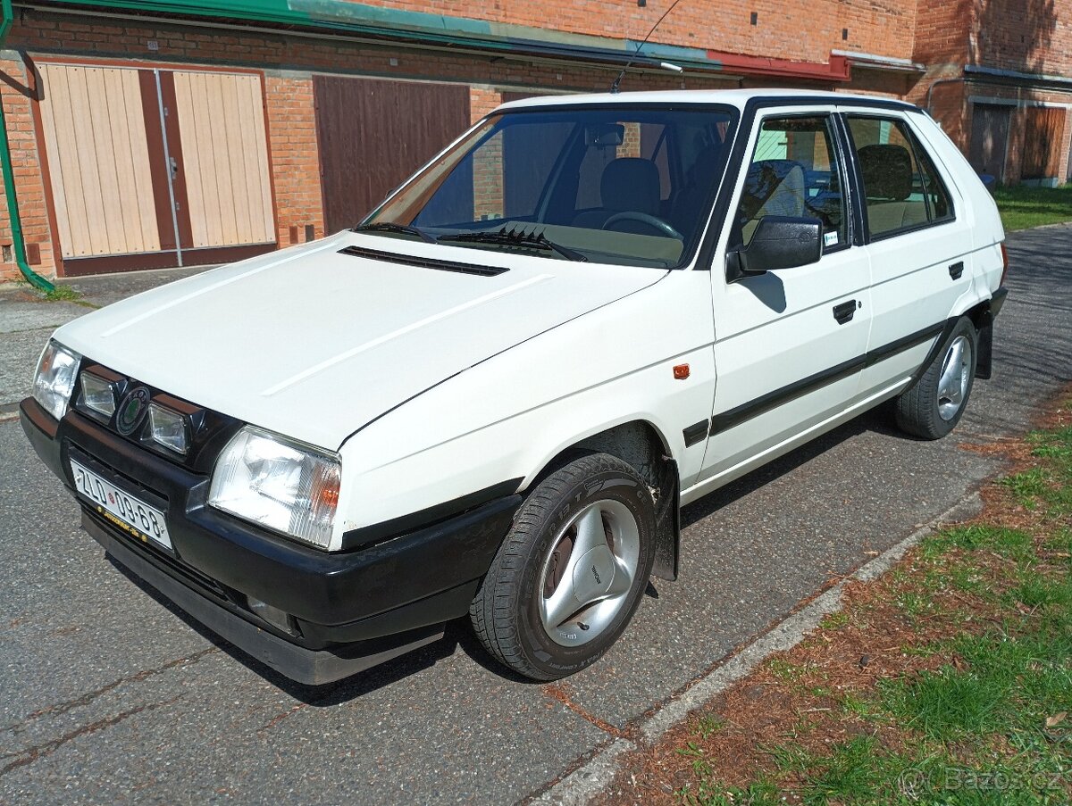 Škoda favorit 135 LS - 2