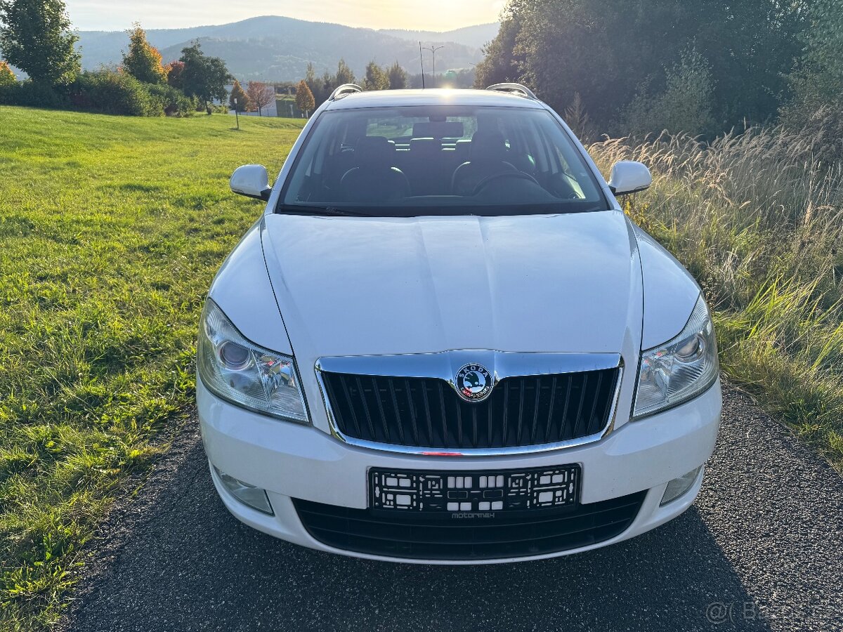 ŠKODA OCTAVIA II 1.6 TDI COMBI/ZÁRUKA/PODZIMNÍ SLEVA - 2