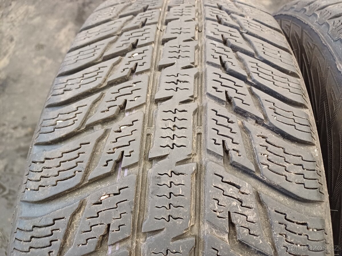 Zimní pneu Nokian 215/65/17 103H Extra Load - 2