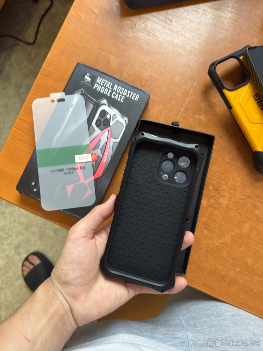Pouzdro na iPhone 15 Pro Max - 2
