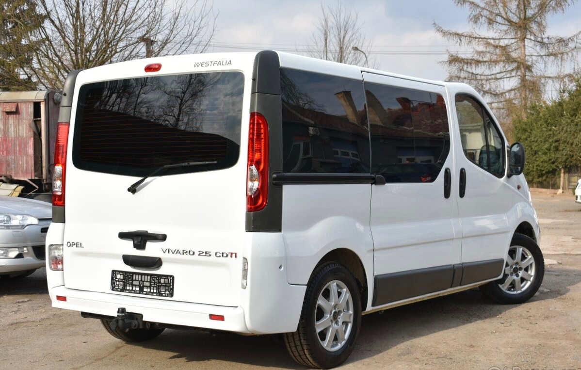 HEZKÝ OPEL VIVARO 2.5 CDTI -- WESTFALIA -- WEBASTO -- SPANÍ - 2